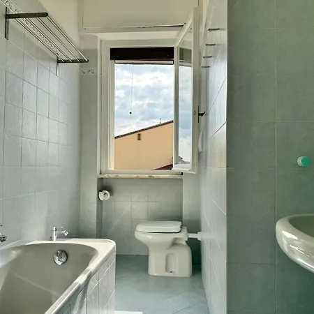 Attico Terrazza Vista Panoramica Lungarni Pisani Apartament Piza