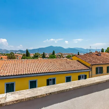 Attico Terrazza Vista Panoramica Lungarni Pisani Apartamento *
